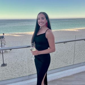 Meet your Posher, Natalie